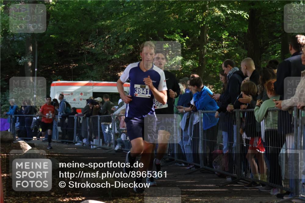 28.09.2025 - 33. Volkslauf durch das schöne Alstertal Strokosch-Dieckow http://msf.ph/oto/8965361 28.09.2025 11:22:58 Ziel 3042, 3418, 3941 meine-sportfotos.de