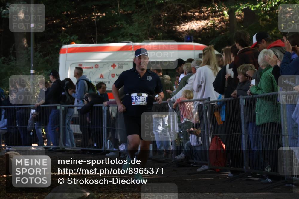 28.09.2025 - 33. Volkslauf durch das schöne Alstertal Strokosch-Dieckow http://msf.ph/oto/8965371 28.09.2025 11:23:07 Ziel 3388 meine-sportfotos.de