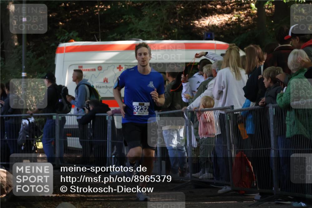 28.09.2025 - 33. Volkslauf durch das schöne Alstertal Strokosch-Dieckow http://msf.ph/oto/8965379 28.09.2025 11:23:15 Ziel 3232 meine-sportfotos.de