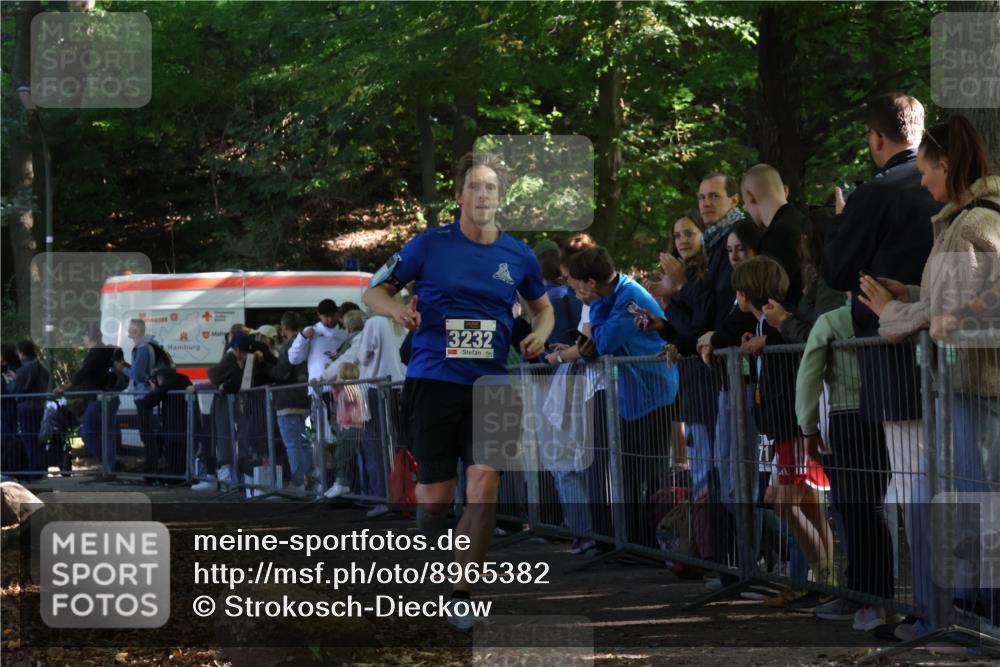 28.09.2025 - 33. Volkslauf durch das schöne Alstertal Strokosch-Dieckow http://msf.ph/oto/8965382 28.09.2025 11:23:18 Ziel 3232 meine-sportfotos.de