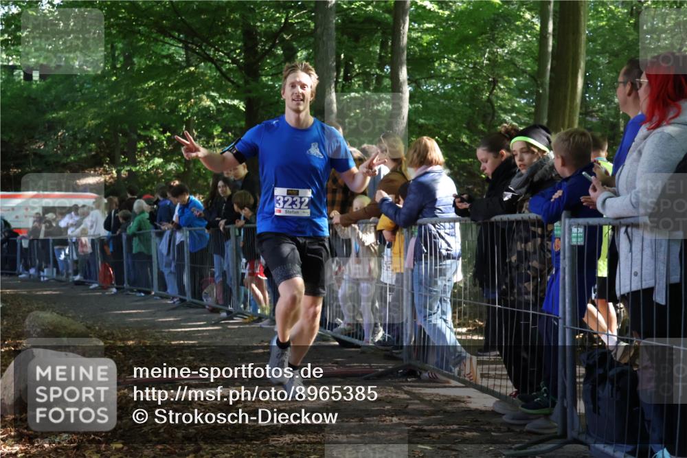 28.09.2025 - 33. Volkslauf durch das schöne Alstertal Strokosch-Dieckow http://msf.ph/oto/8965385 28.09.2025 11:23:19 Ziel 3232 meine-sportfotos.de