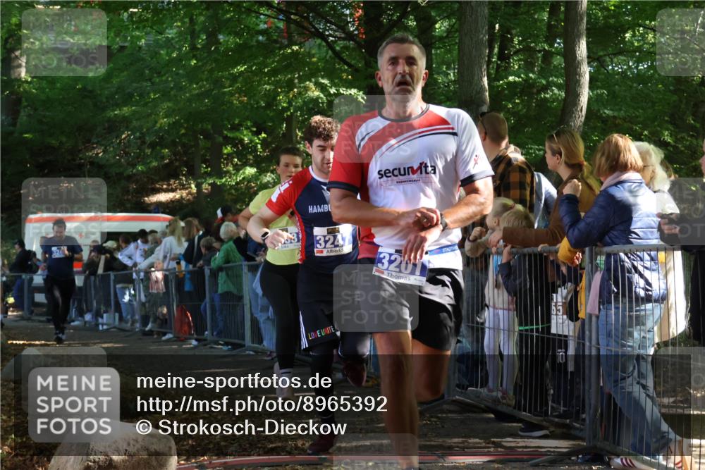 28.09.2025 - 33. Volkslauf durch das schöne Alstertal Strokosch-Dieckow http://msf.ph/oto/8965392 28.09.2025 11:23:28 Ziel 3201, 3247, 3248, 3333, 3948 meine-sportfotos.de
