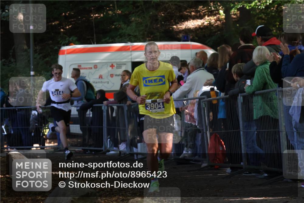 28.09.2025 - 33. Volkslauf durch das schöne Alstertal Strokosch-Dieckow http://msf.ph/oto/8965423 28.09.2025 11:23:51 Ziel 3414, 3904 meine-sportfotos.de