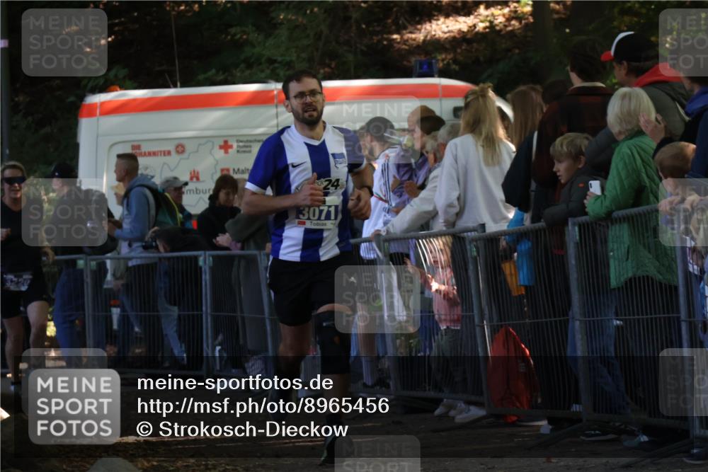 28.09.2025 - 33. Volkslauf durch das schöne Alstertal Strokosch-Dieckow http://msf.ph/oto/8965456 28.09.2025 11:24:20 Ziel 3071, 3220 meine-sportfotos.de