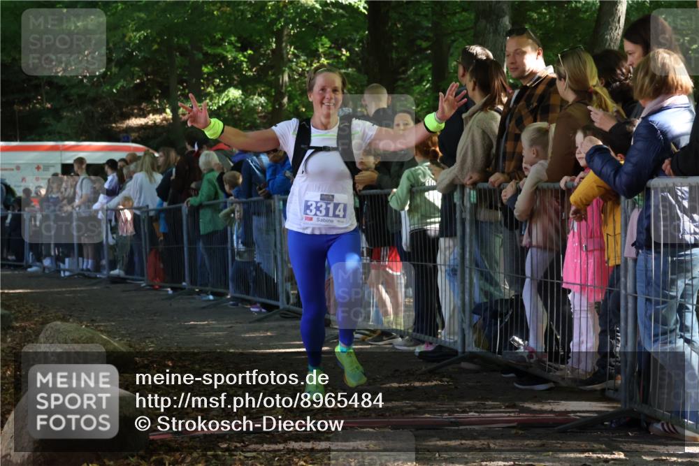 28.09.2025 - 33. Volkslauf durch das schöne Alstertal Strokosch-Dieckow http://msf.ph/oto/8965484 28.09.2025 11:24:39 Ziel 3314 meine-sportfotos.de