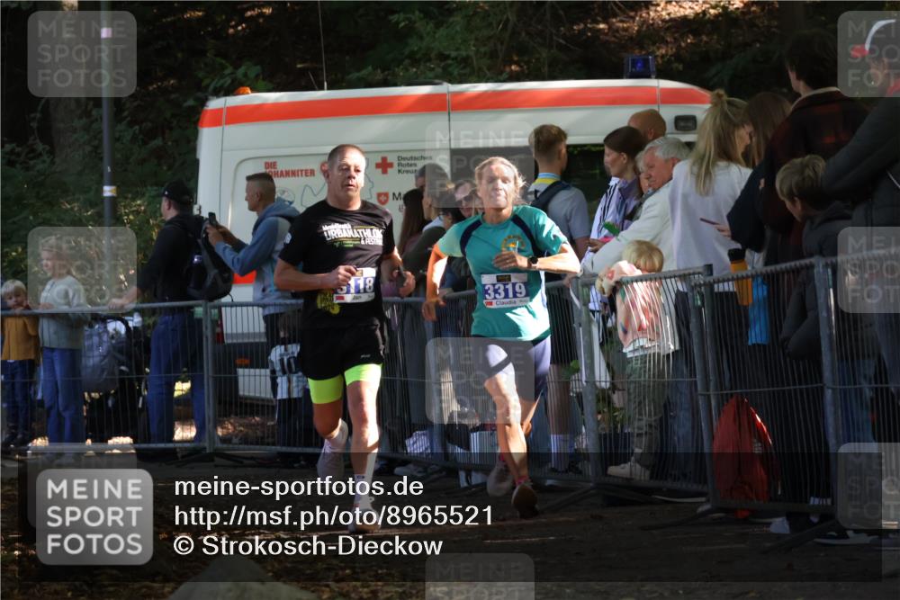 28.09.2025 - 33. Volkslauf durch das schöne Alstertal Strokosch-Dieckow http://msf.ph/oto/8965521 28.09.2025 11:25:31 Ziel 3118, 3152, 3319 meine-sportfotos.de