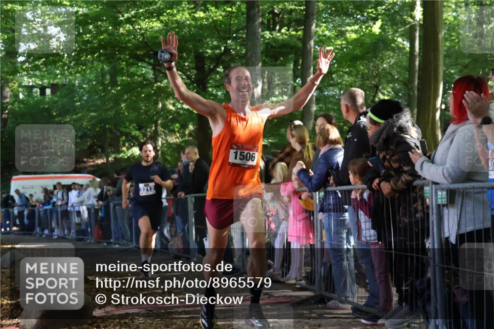 28.09.2025 - 33. Volkslauf durch das schöne Alstertal Strokosch-Dieckow http://msf.ph/oto/8965579 28.09.2025 11:26:35 Ziel 1506, 3212 meine-sportfotos.de