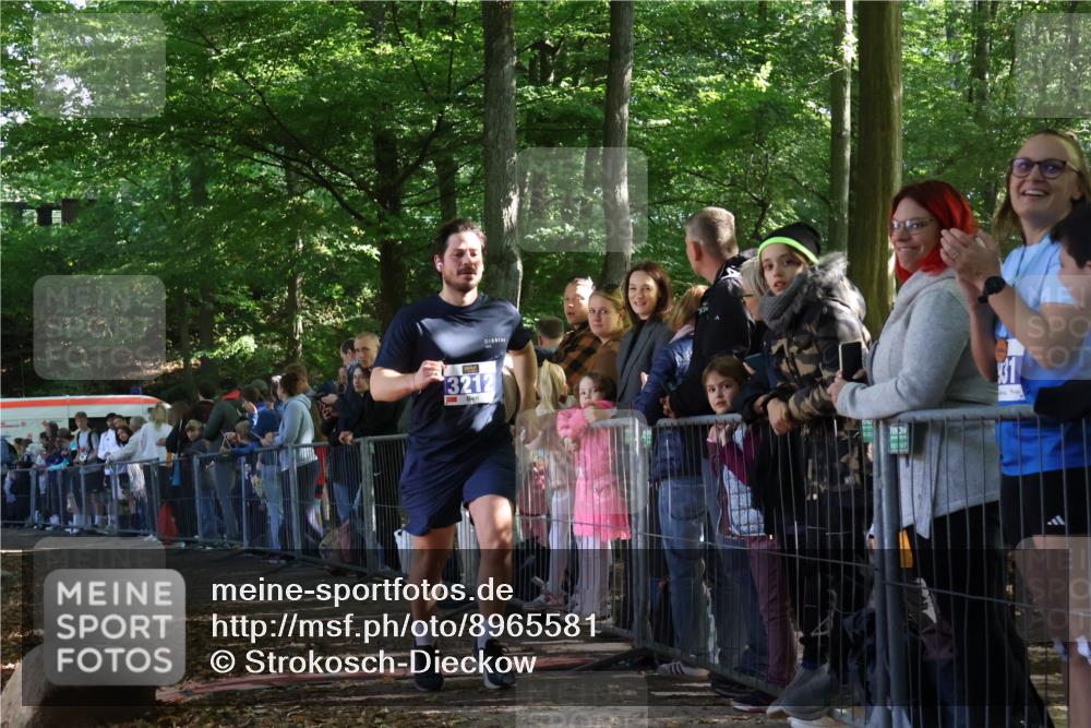 28.09.2025 - 33. Volkslauf durch das schöne Alstertal Strokosch-Dieckow http://msf.ph/oto/8965581 28.09.2025 11:26:36 Ziel 1506, 3212 meine-sportfotos.de