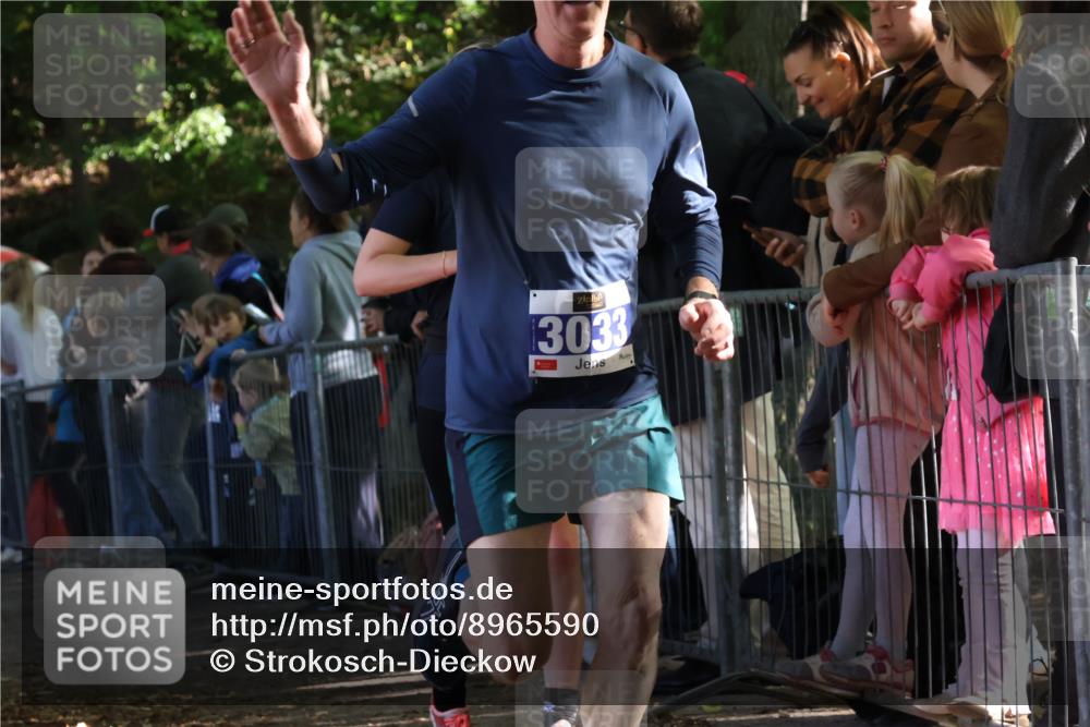 28.09.2025 - 33. Volkslauf durch das schöne Alstertal Strokosch-Dieckow http://msf.ph/oto/8965590 28.09.2025 11:26:48 Ziel 3033, 3210 meine-sportfotos.de