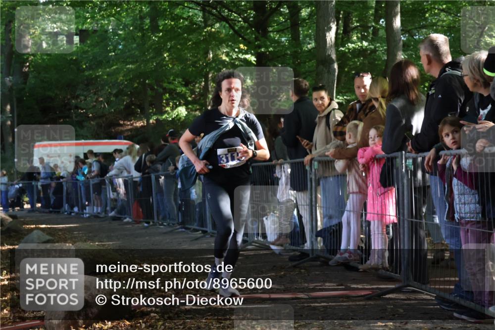 28.09.2025 - 33. Volkslauf durch das schöne Alstertal Strokosch-Dieckow http://msf.ph/oto/8965600 28.09.2025 11:26:58 Ziel 3116 meine-sportfotos.de