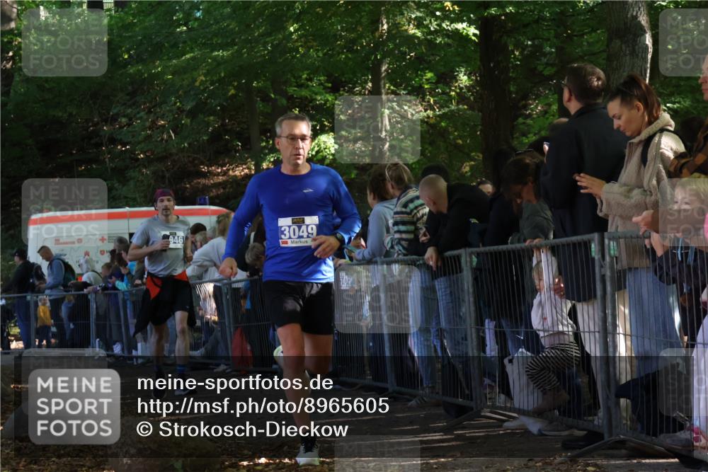 28.09.2025 - 33. Volkslauf durch das schöne Alstertal Strokosch-Dieckow http://msf.ph/oto/8965605 28.09.2025 11:27:06 Ziel 3049, 3946 meine-sportfotos.de