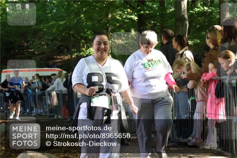 28.09.2025 - 33. Volkslauf durch das schöne Alstertal Strokosch-Dieckow http://msf.ph/oto/8965650 28.09.2025 11:27:42 Ziel 3045, 3954 meine-sportfotos.de