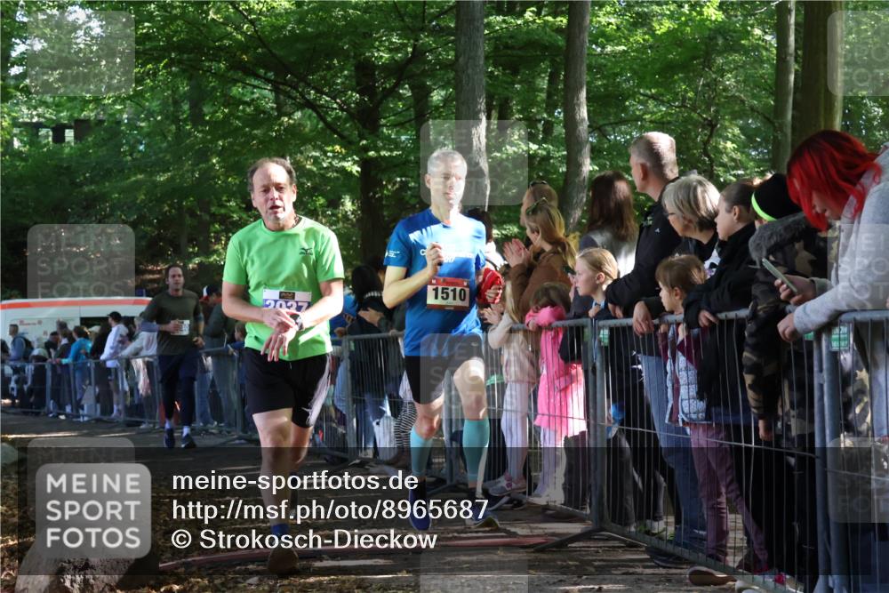 28.09.2025 - 33. Volkslauf durch das schöne Alstertal Strokosch-Dieckow http://msf.ph/oto/8965687 28.09.2025 11:28:11 Ziel 1510, 3037, 3100, 3140 meine-sportfotos.de