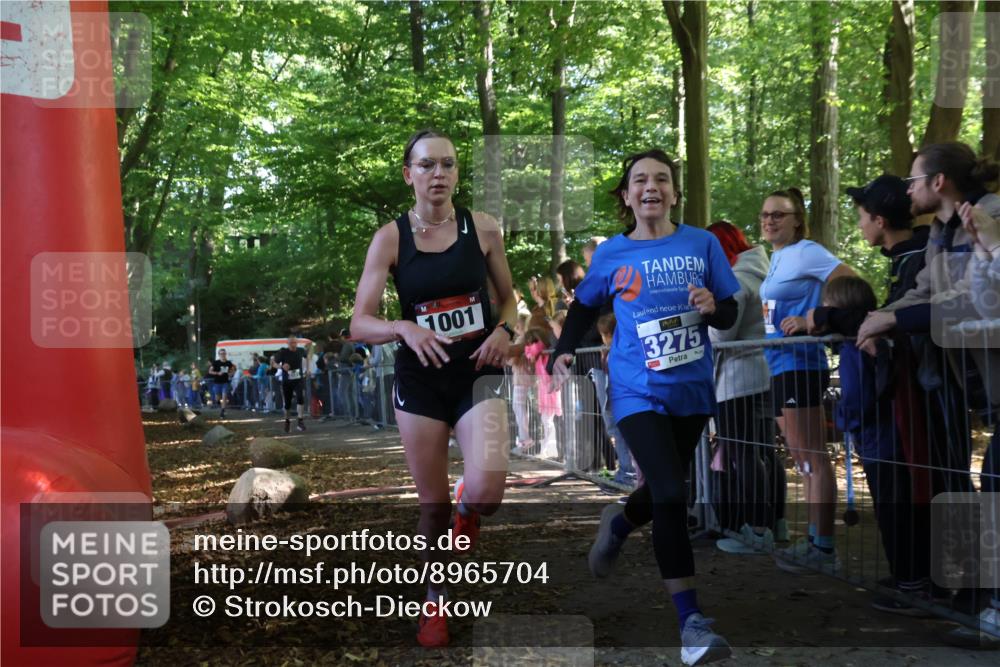 28.09.2025 - 33. Volkslauf durch das schöne Alstertal Strokosch-Dieckow http://msf.ph/oto/8965704 28.09.2025 11:28:24 Ziel 1001, 3029, 3181, 3275 meine-sportfotos.de