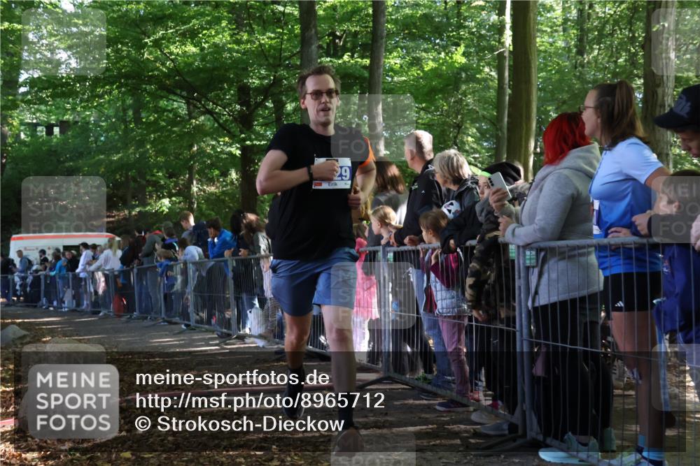 28.09.2025 - 33. Volkslauf durch das schöne Alstertal Strokosch-Dieckow http://msf.ph/oto/8965712 28.09.2025 11:28:30 Ziel 3029 meine-sportfotos.de