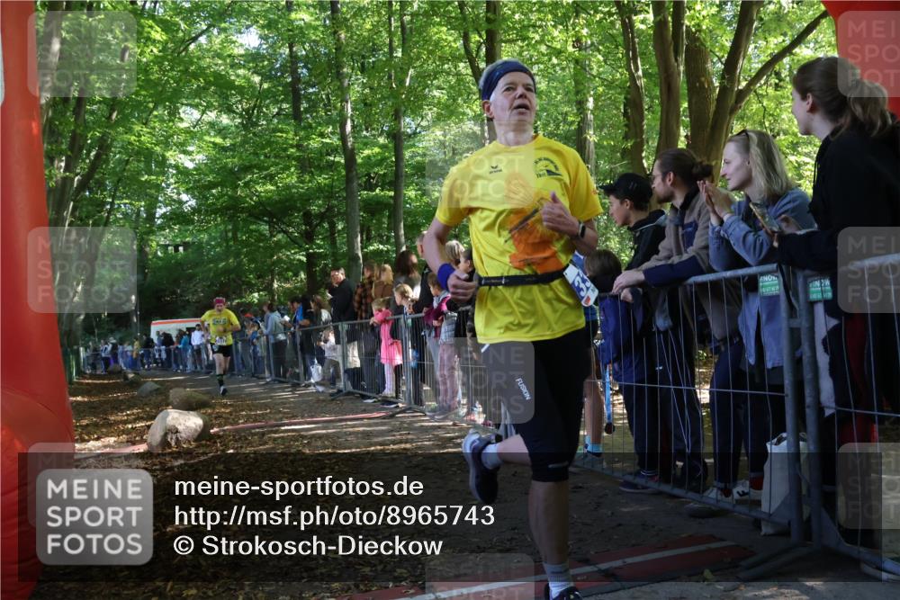 28.09.2025 - 33. Volkslauf durch das schöne Alstertal Strokosch-Dieckow http://msf.ph/oto/8965743 28.09.2025 11:29:01 Ziel 3383, 3937 meine-sportfotos.de