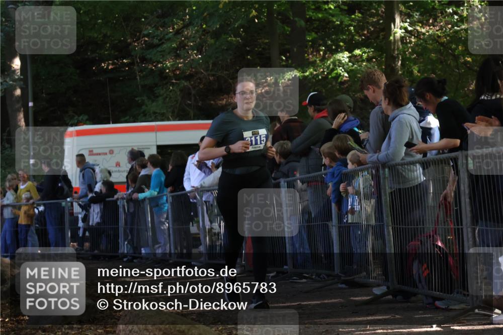 28.09.2025 - 33. Volkslauf durch das schöne Alstertal Strokosch-Dieckow http://msf.ph/oto/8965783 28.09.2025 11:29:51 Ziel 3115 meine-sportfotos.de