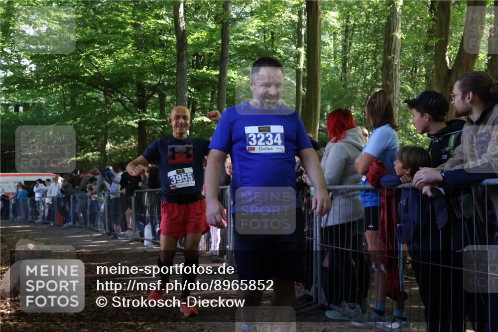 28.09.2025 - 33. Volkslauf durch das schöne Alstertal Strokosch-Dieckow http://msf.ph/oto/8965852 28.09.2025 11:31:06 Ziel 3293, 3955 meine-sportfotos.de