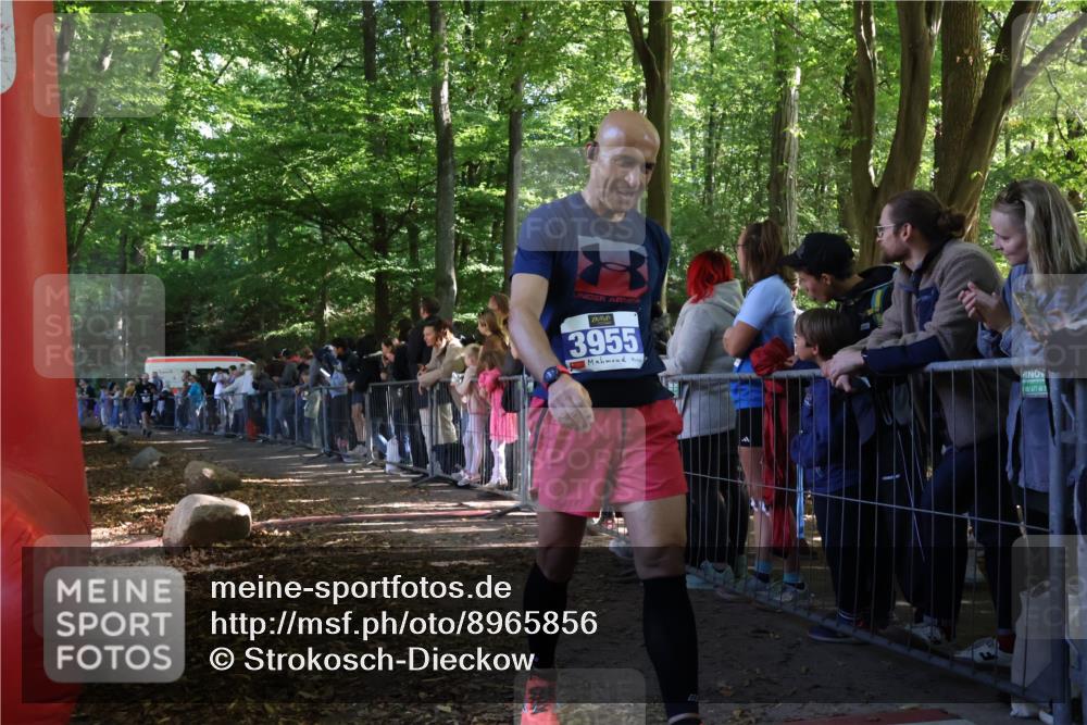 28.09.2025 - 33. Volkslauf durch das schöne Alstertal Strokosch-Dieckow http://msf.ph/oto/8965856 28.09.2025 11:31:08 Ziel 3293 meine-sportfotos.de