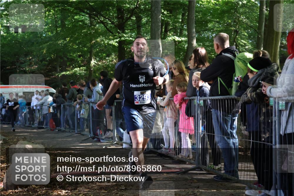 28.09.2025 - 33. Volkslauf durch das schöne Alstertal Strokosch-Dieckow http://msf.ph/oto/8965860 28.09.2025 11:31:15 Ziel 3293, 3377 meine-sportfotos.de