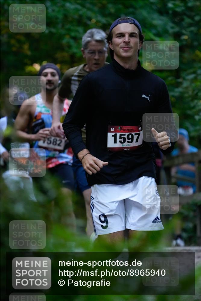 28.09.2025 - 33. Volkslauf durch das schöne Alstertal Patografie http://msf.ph/oto/8965940 28.09.2025 09:13:24 Laufen 7582, 1597 meine-sportfotos.de