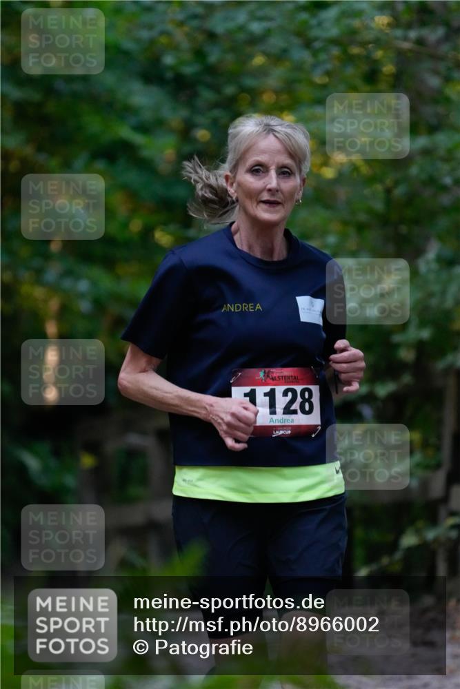 28.09.2025 - 33. Volkslauf durch das schöne Alstertal Patografie http://msf.ph/oto/8966002 28.09.2025 09:15:30 Laufen 128 meine-sportfotos.de