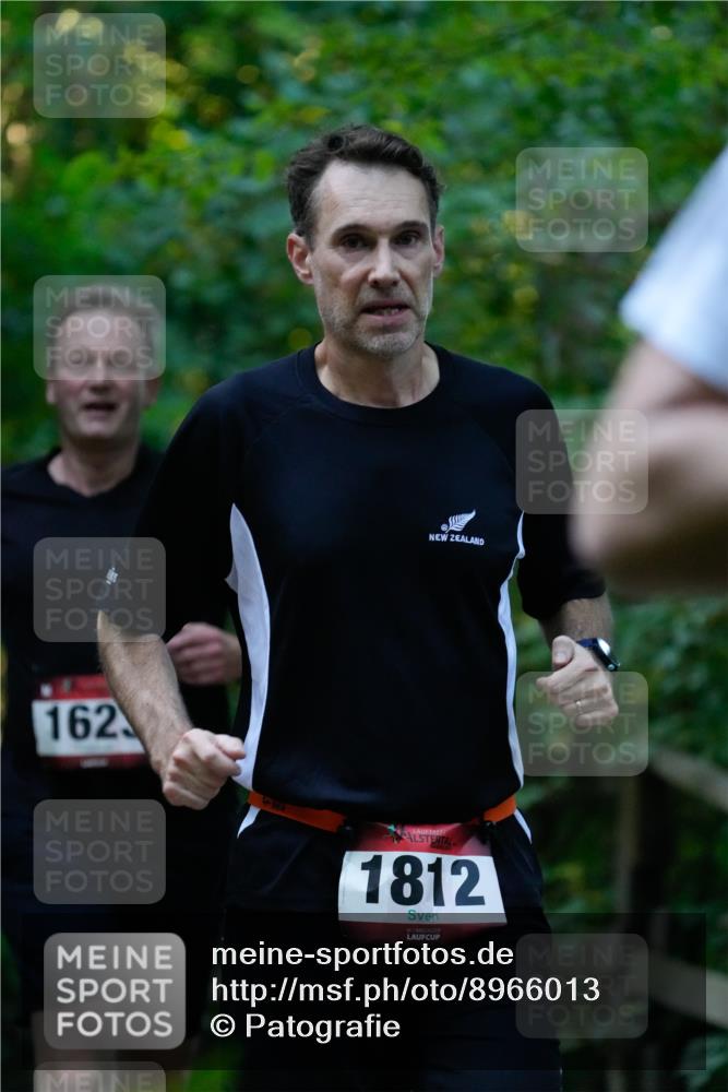 28.09.2025 - 33. Volkslauf durch das schöne Alstertal Patografie http://msf.ph/oto/8966013 28.09.2025 09:15:51 Laufen 162, 1812 meine-sportfotos.de