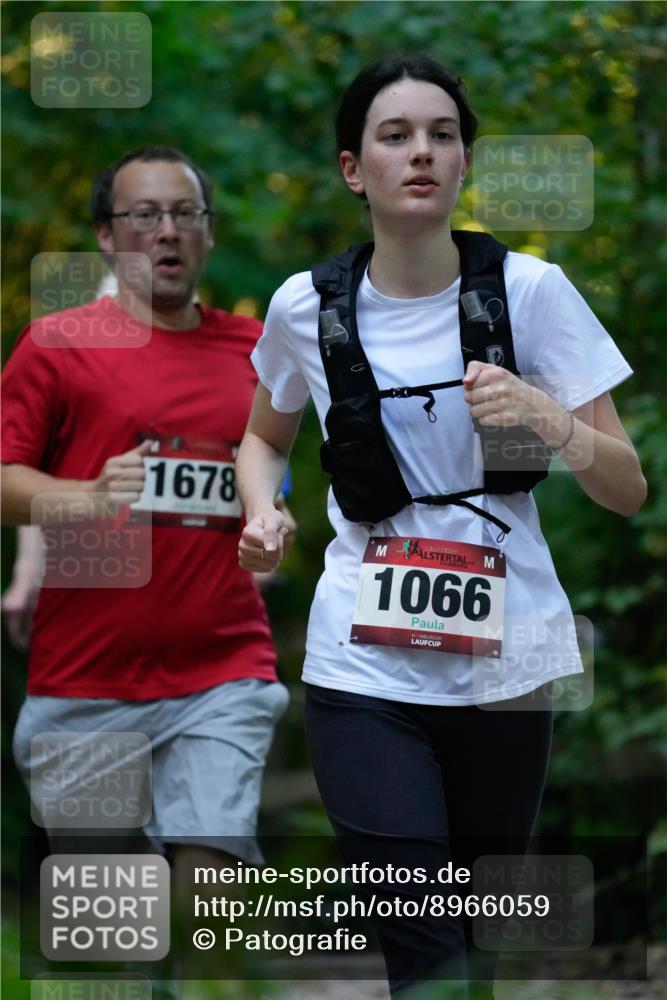 28.09.2025 - 33. Volkslauf durch das schöne Alstertal Patografie http://msf.ph/oto/8966059 28.09.2025 09:18:01 Laufen 1678, 1066 meine-sportfotos.de