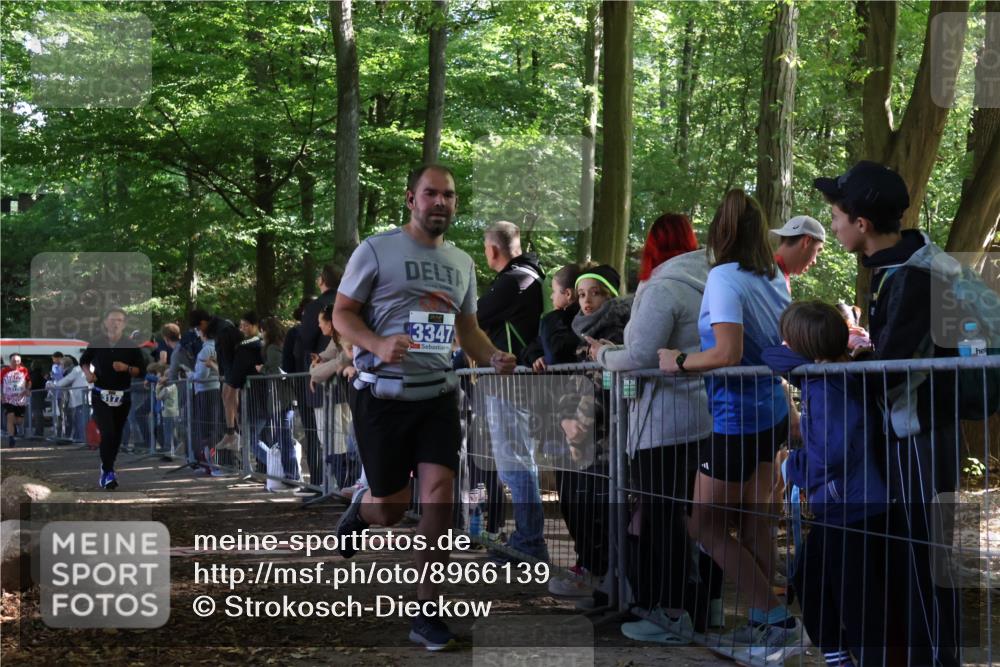 28.09.2025 - 33. Volkslauf durch das schöne Alstertal Strokosch-Dieckow http://msf.ph/oto/8966139 28.09.2025 11:32:22 Ziel 3069, 3175, 3177, 3347 meine-sportfotos.de