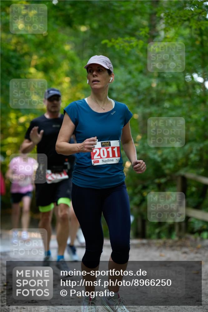 28.09.2025 - 33. Volkslauf durch das schöne Alstertal Patografie http://msf.ph/oto/8966250 28.09.2025 09:33:57 Laufen 2011 meine-sportfotos.de