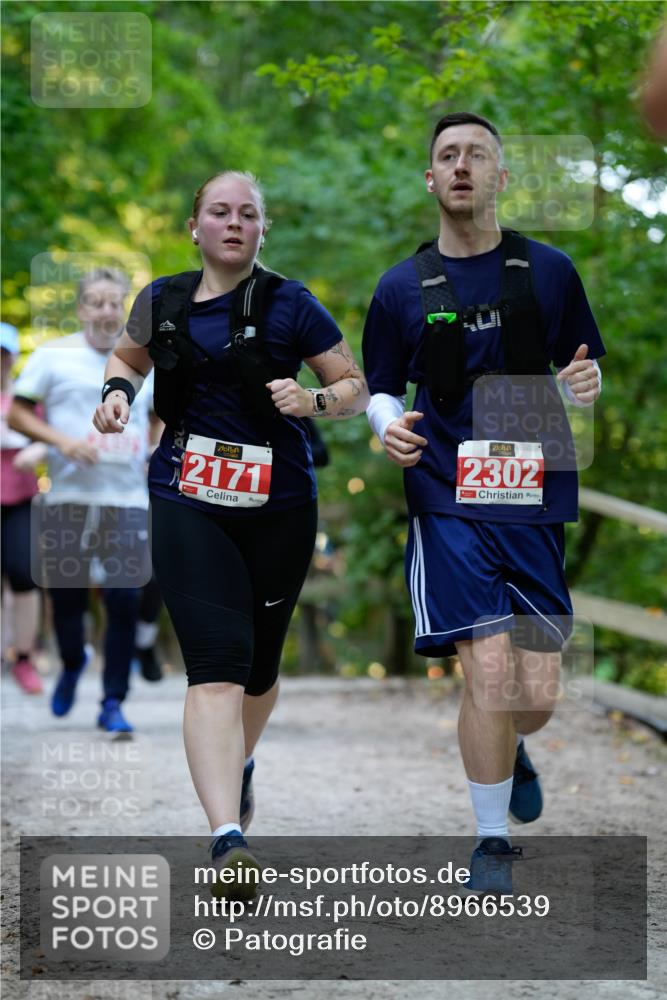 28.09.2025 - 33. Volkslauf durch das schöne Alstertal Patografie http://msf.ph/oto/8966539 28.09.2025 09:44:04 Laufen 2171, 2302 meine-sportfotos.de