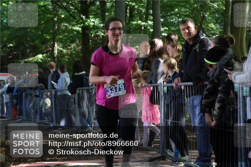 28.09.2025 - 33. Volkslauf durch das schöne Alstertal Strokosch-Dieckow http://msf.ph/oto/8966660 28.09.2025 11:34:16 Ziel 3379 meine-sportfotos.de