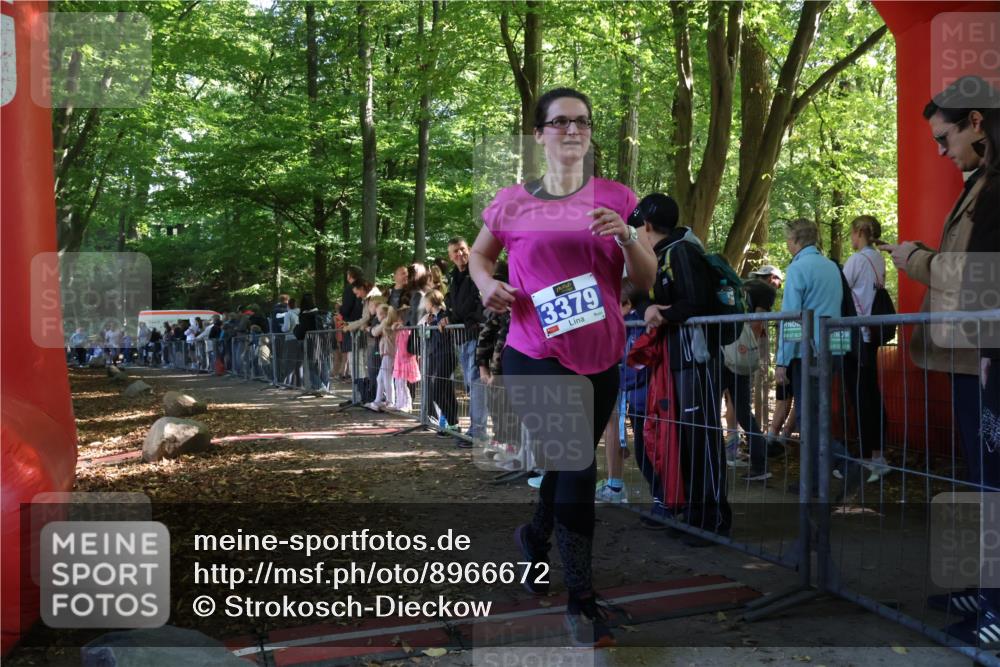 28.09.2025 - 33. Volkslauf durch das schöne Alstertal Strokosch-Dieckow http://msf.ph/oto/8966672 28.09.2025 11:34:17 Ziel 3379 meine-sportfotos.de