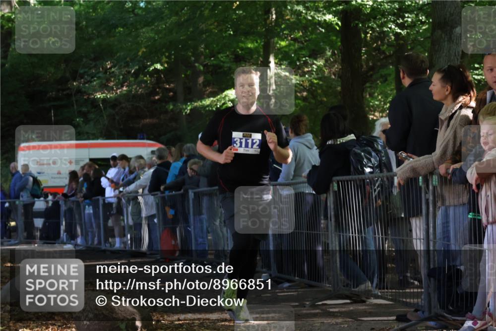 28.09.2025 - 33. Volkslauf durch das schöne Alstertal Strokosch-Dieckow http://msf.ph/oto/8966851 28.09.2025 11:34:54 Ziel 3112 meine-sportfotos.de