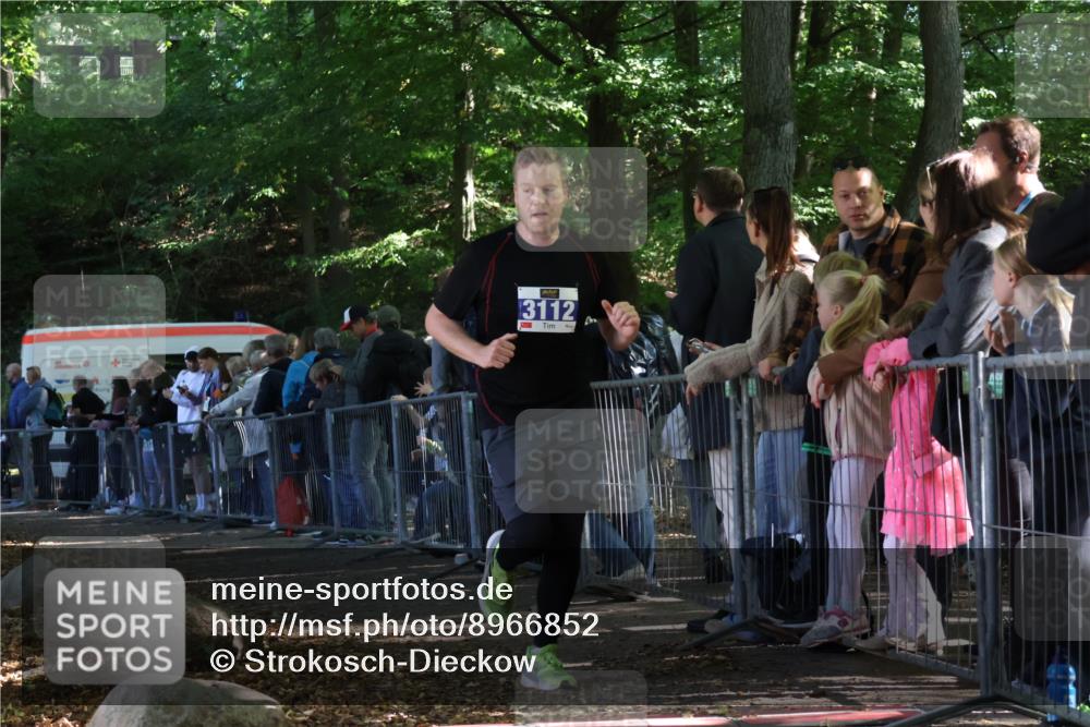 28.09.2025 - 33. Volkslauf durch das schöne Alstertal Strokosch-Dieckow http://msf.ph/oto/8966852 28.09.2025 11:34:55 Ziel 3112 meine-sportfotos.de