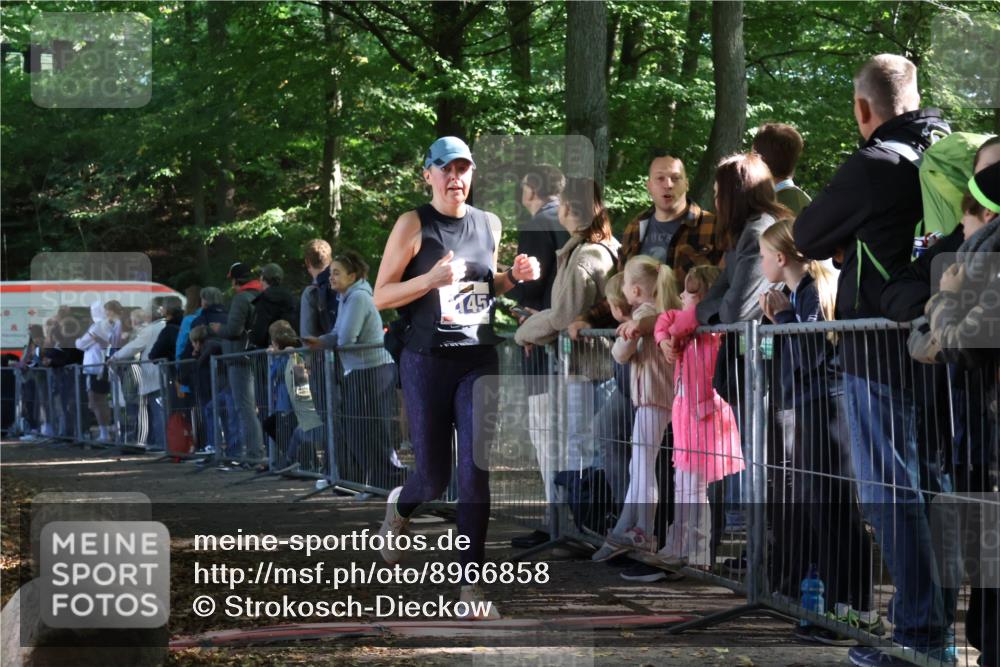 28.09.2025 - 33. Volkslauf durch das schöne Alstertal Strokosch-Dieckow http://msf.ph/oto/8966858 28.09.2025 11:35:08 Ziel 3145 meine-sportfotos.de