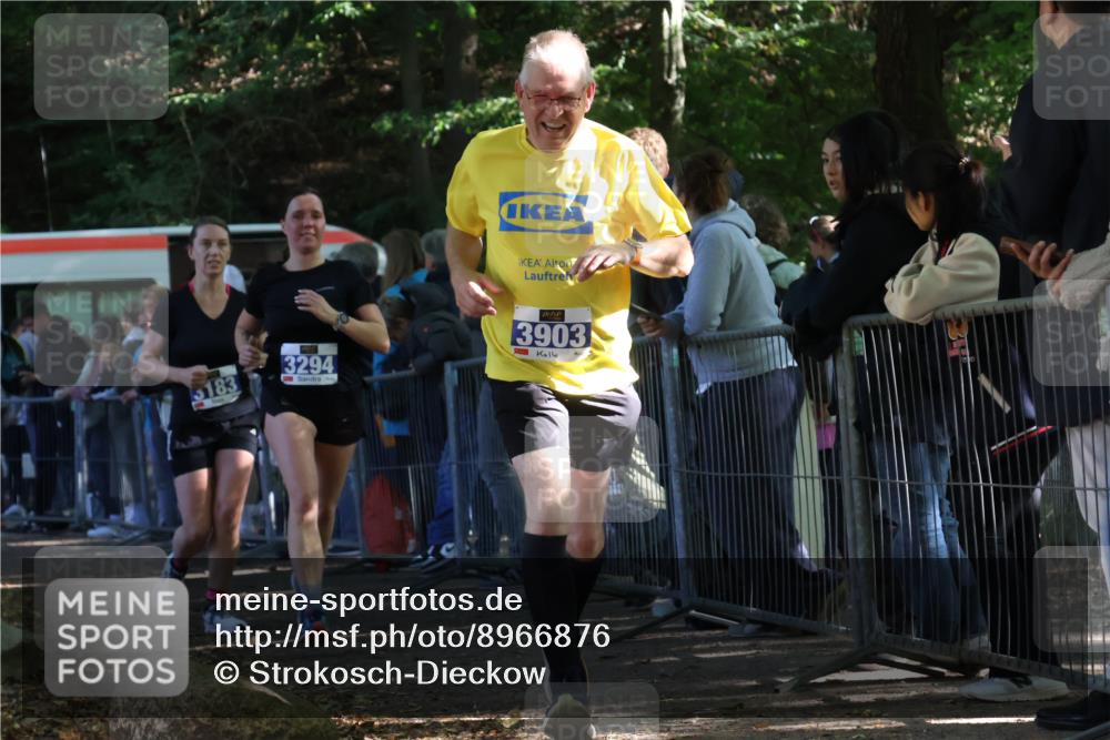 28.09.2025 - 33. Volkslauf durch das schöne Alstertal Strokosch-Dieckow http://msf.ph/oto/8966876 28.09.2025 11:35:29 Ziel 3183, 3294, 3903 meine-sportfotos.de