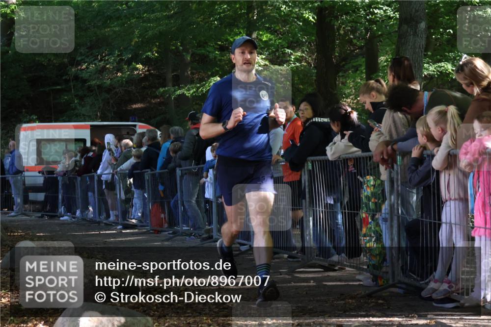 28.09.2025 - 33. Volkslauf durch das schöne Alstertal Strokosch-Dieckow http://msf.ph/oto/8967007 28.09.2025 11:37:46 Ziel 1528 meine-sportfotos.de
