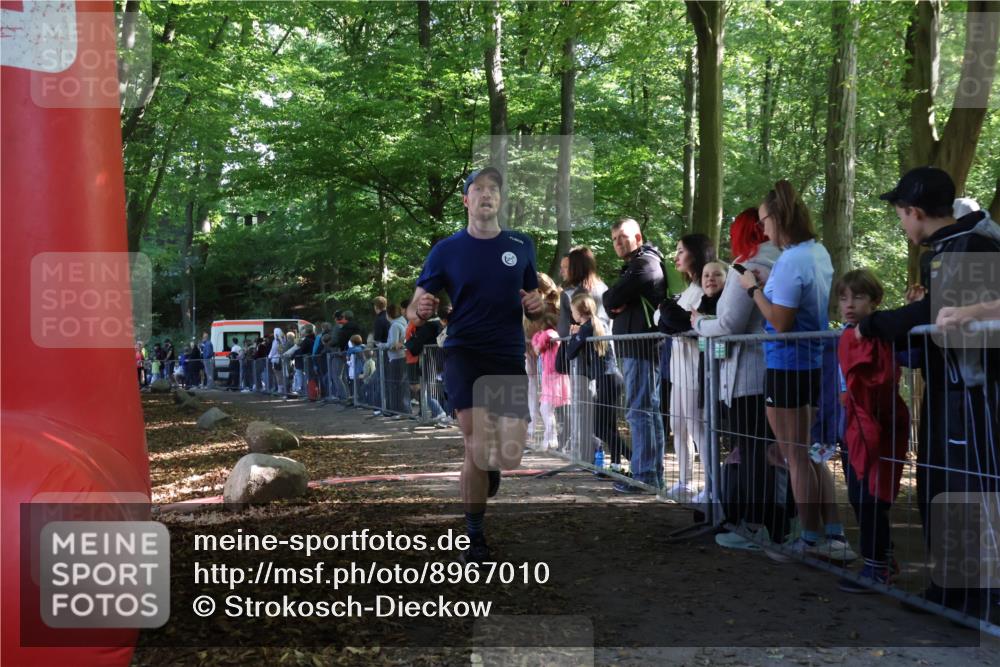 28.09.2025 - 33. Volkslauf durch das schöne Alstertal Strokosch-Dieckow http://msf.ph/oto/8967010 28.09.2025 11:37:48 Ziel 1528 meine-sportfotos.de