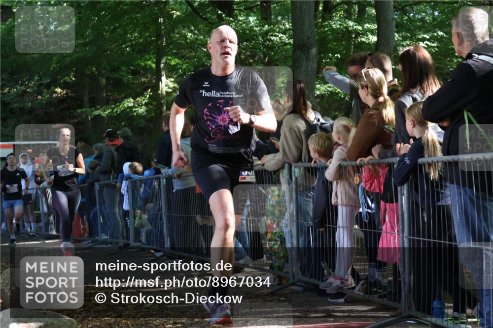 28.09.2025 - 33. Volkslauf durch das schöne Alstertal Strokosch-Dieckow http://msf.ph/oto/8967034 28.09.2025 11:38:15 Ziel 2626, 3056, 3228, 3320 meine-sportfotos.de