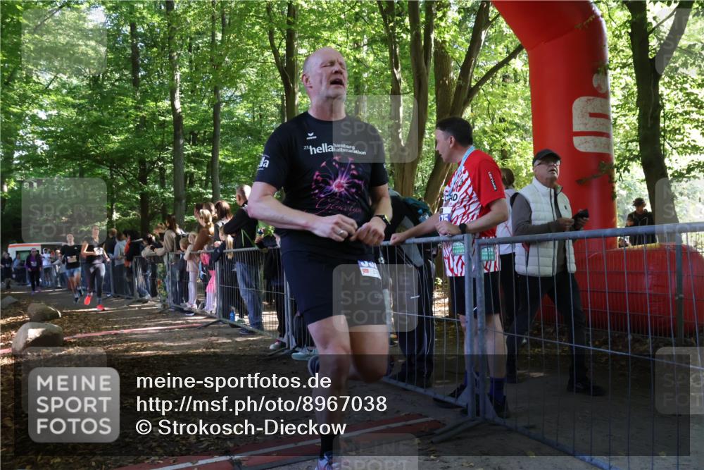 28.09.2025 - 33. Volkslauf durch das schöne Alstertal Strokosch-Dieckow http://msf.ph/oto/8967038 28.09.2025 11:38:17 Ziel 2626, 3056, 3214, 3228, 3320 meine-sportfotos.de