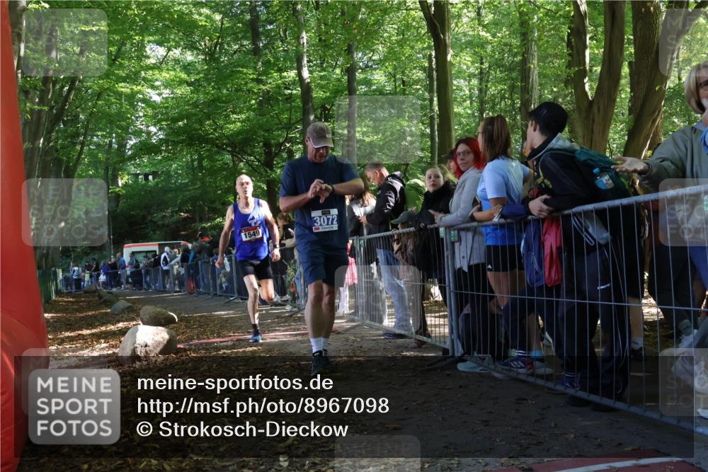 28.09.2025 - 33. Volkslauf durch das schöne Alstertal Strokosch-Dieckow http://msf.ph/oto/8967098 28.09.2025 11:39:04 Ziel 1549, 3072 meine-sportfotos.de