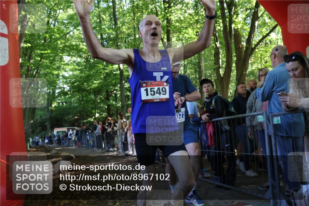 28.09.2025 - 33. Volkslauf durch das schöne Alstertal Strokosch-Dieckow http://msf.ph/oto/8967102 28.09.2025 11:39:05 Ziel 1549 meine-sportfotos.de