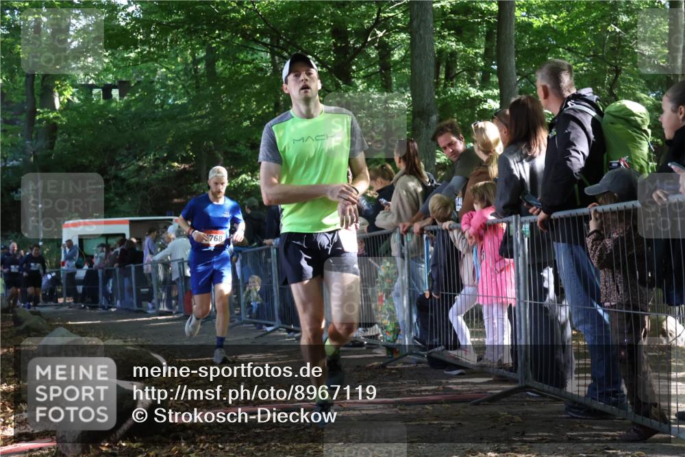 28.09.2025 - 33. Volkslauf durch das schöne Alstertal Strokosch-Dieckow http://msf.ph/oto/8967119 28.09.2025 11:39:23 Ziel 1554, 1768 meine-sportfotos.de