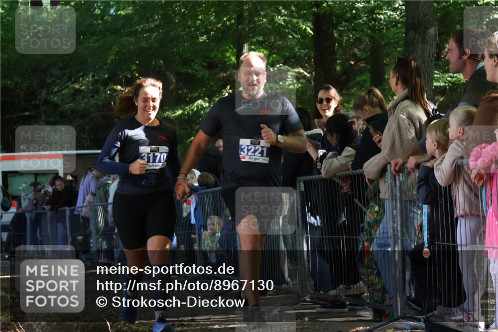 28.09.2025 - 33. Volkslauf durch das schöne Alstertal Strokosch-Dieckow http://msf.ph/oto/8967130 28.09.2025 11:39:31 Ziel 3170, 3221 meine-sportfotos.de