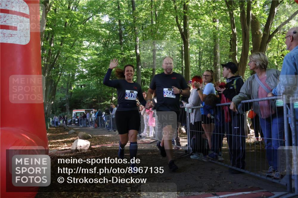 28.09.2025 - 33. Volkslauf durch das schöne Alstertal Strokosch-Dieckow http://msf.ph/oto/8967135 28.09.2025 11:39:33 Ziel 3170, 3221 meine-sportfotos.de