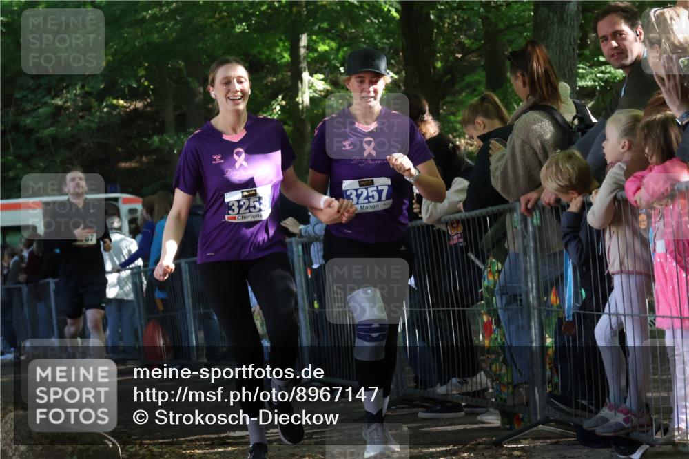 28.09.2025 - 33. Volkslauf durch das schöne Alstertal Strokosch-Dieckow http://msf.ph/oto/8967147 28.09.2025 11:39:57 Ziel 1767, 3146, 3257, 3258, 3277 meine-sportfotos.de