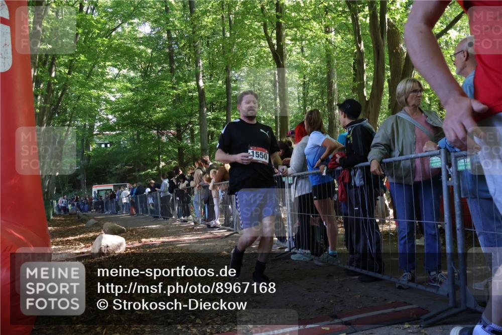 28.09.2025 - 33. Volkslauf durch das schöne Alstertal Strokosch-Dieckow http://msf.ph/oto/8967168 28.09.2025 11:40:09 Ziel 1550 meine-sportfotos.de