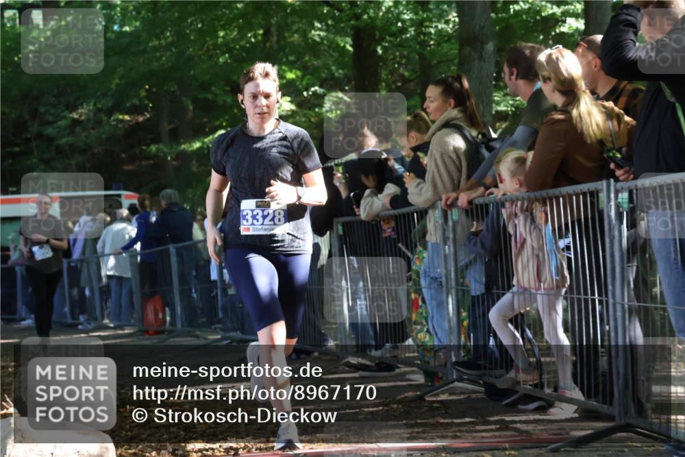 28.09.2025 - 33. Volkslauf durch das schöne Alstertal Strokosch-Dieckow http://msf.ph/oto/8967170 28.09.2025 11:40:20 Ziel 3090, 3328 meine-sportfotos.de