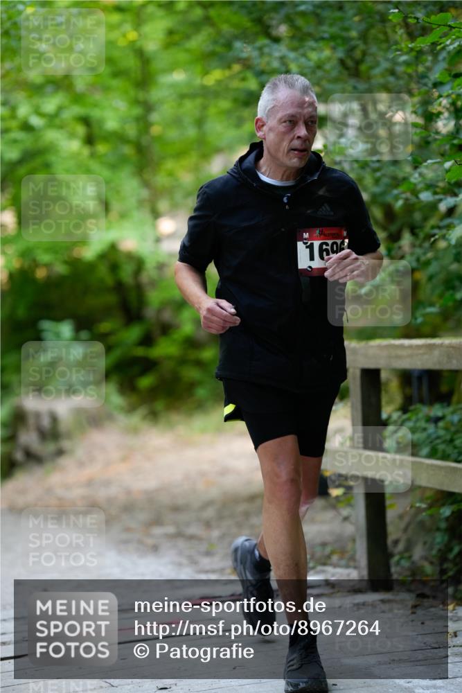 28.09.2025 - 33. Volkslauf durch das schöne Alstertal Patografie http://msf.ph/oto/8967264 28.09.2025 10:24:18 Laufen 169 meine-sportfotos.de
